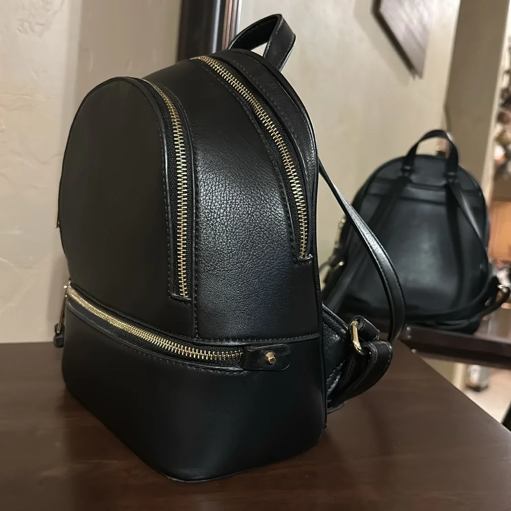 Mini Black Backpack - Picture 2 of 9